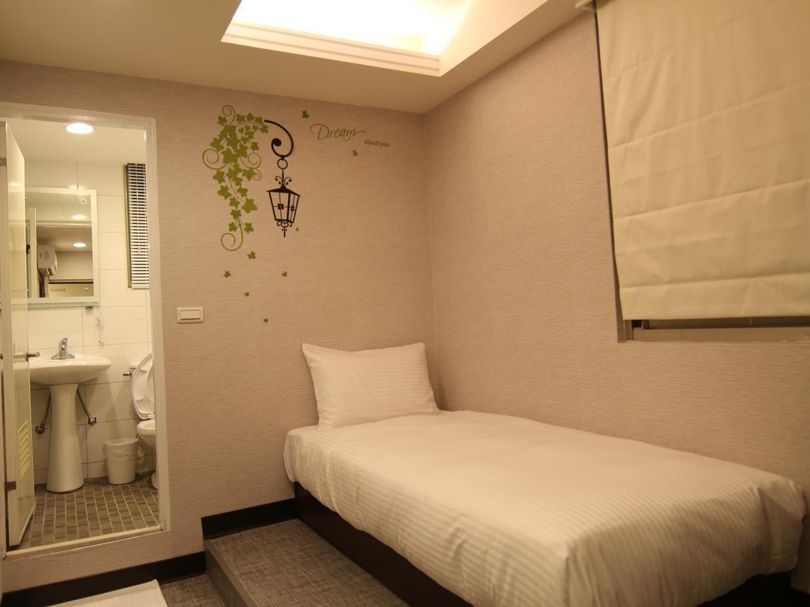 Holiday Fun Hostel Tajpej Kültér fotó